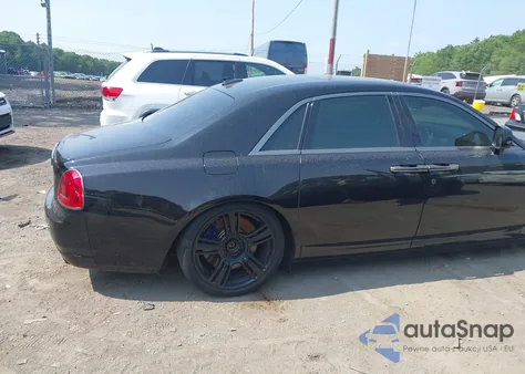 2011 Rolls-Royce Ghost z USA, uszkodzony, nr VIN SCA664S56BUX50191